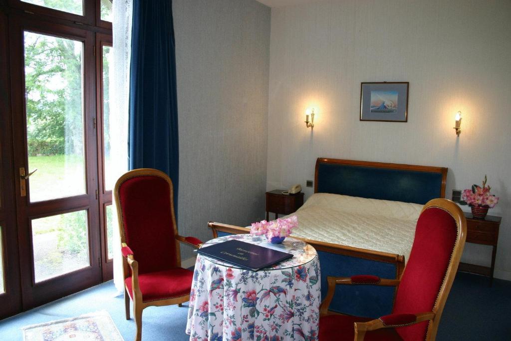 Hotel Domaine De Kerstinec/Kerland Riec-sur-Bélon Zimmer foto